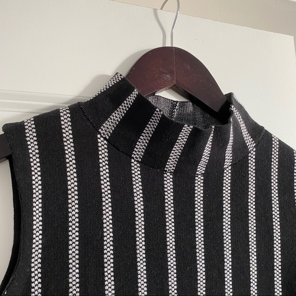 *SOLD* NWT Anthropologie Moth Rochester Top - Picture 7 of 8